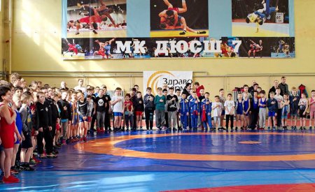 Всеукраїнський турнір "Наші надії" провели для юнаків в Харкові