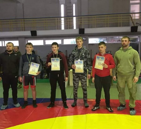 В Ужгороді провели чемпіонат області серед молодших юнаків